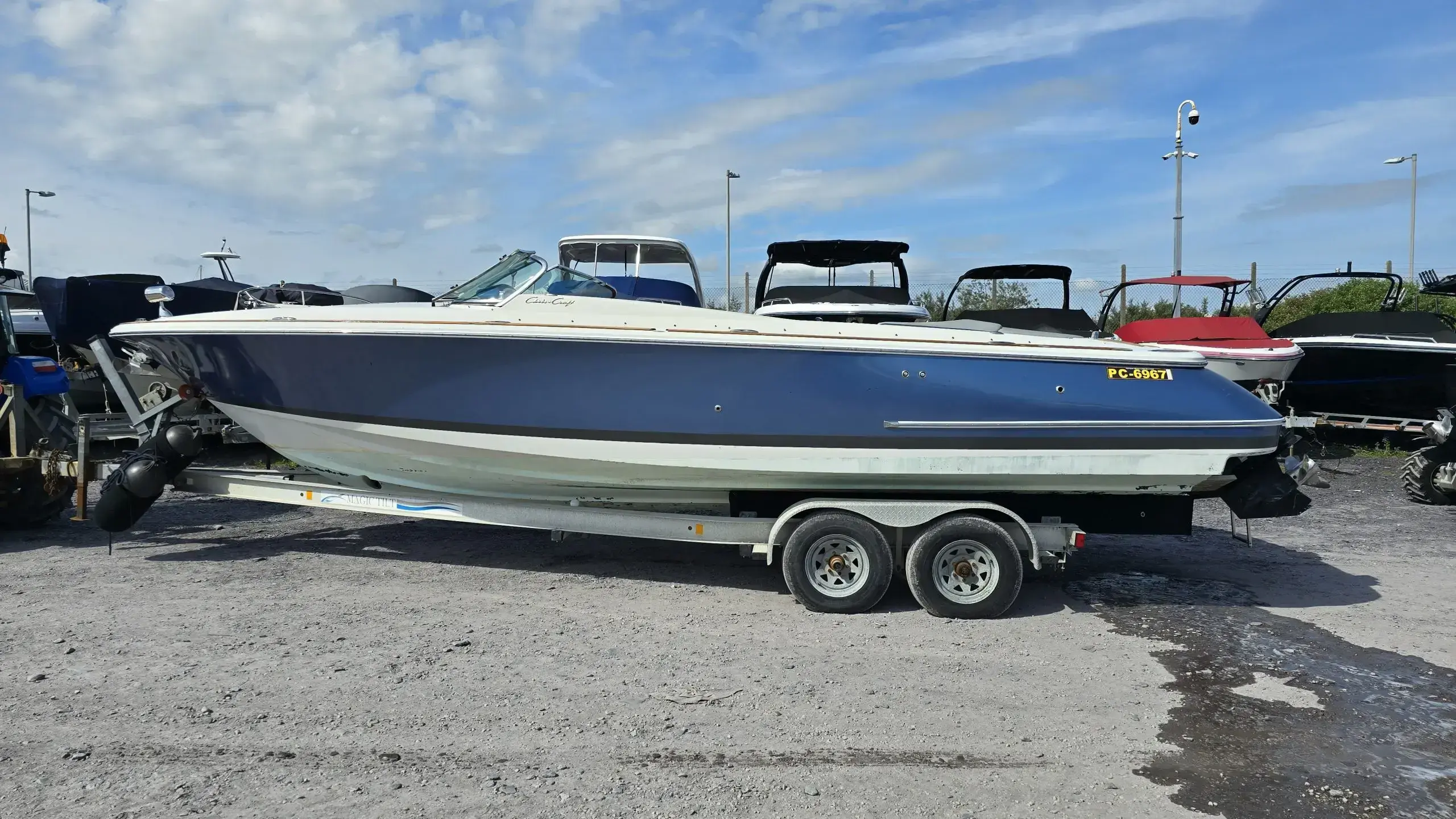 Chris Craft 28 LAUNCH