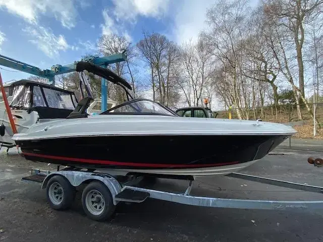 Bayliner VR4