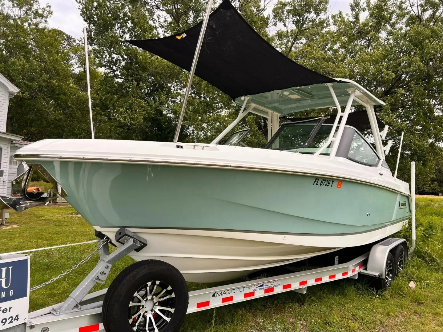 Boston Whaler 240 VANTAGE