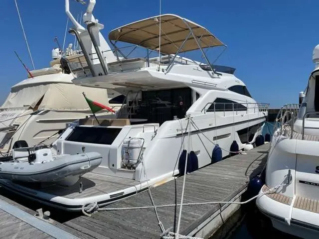 Fairline Squadron 65