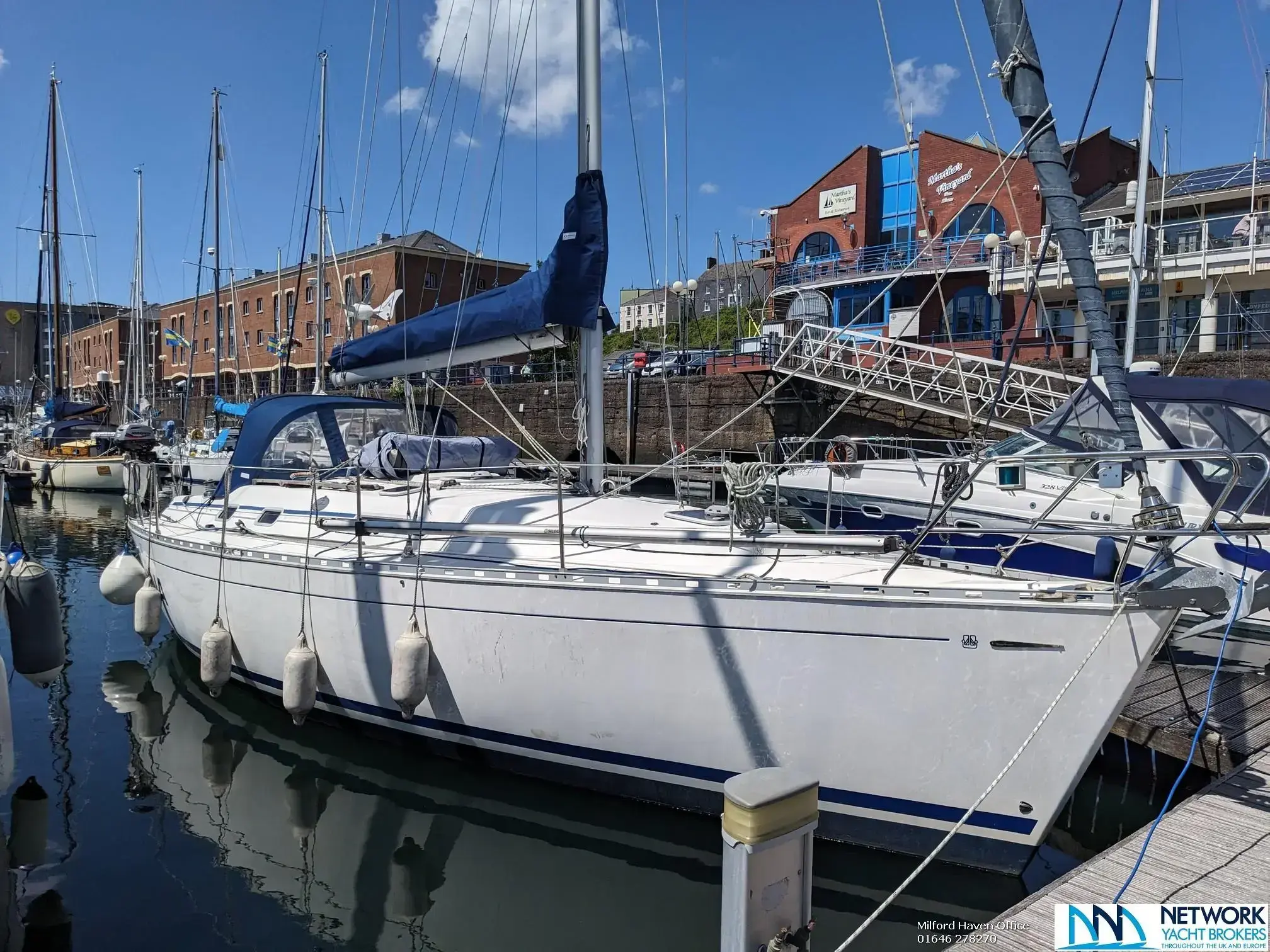 Dufour 36 Classic