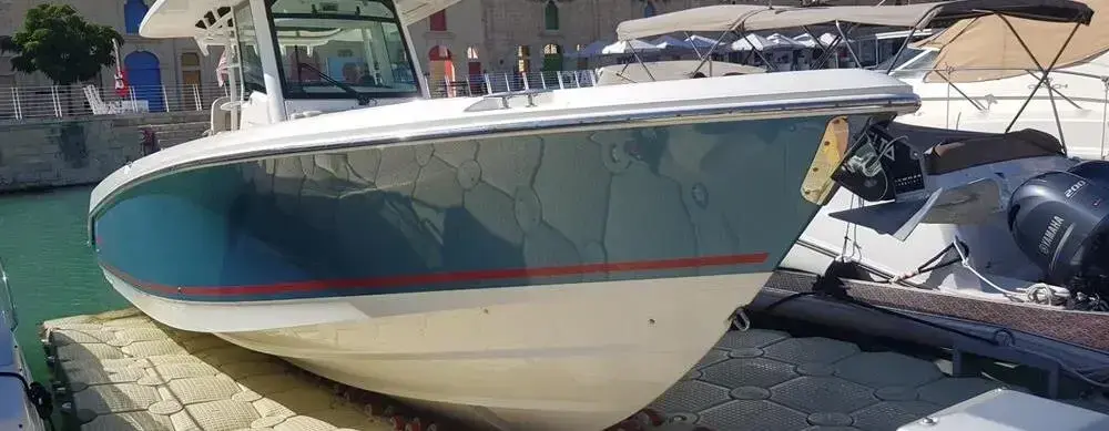 Boston Whaler 330 OUTRAGE