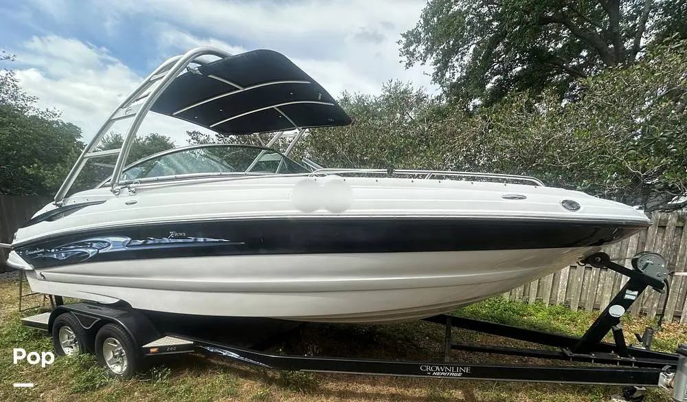 Crownline 240LS