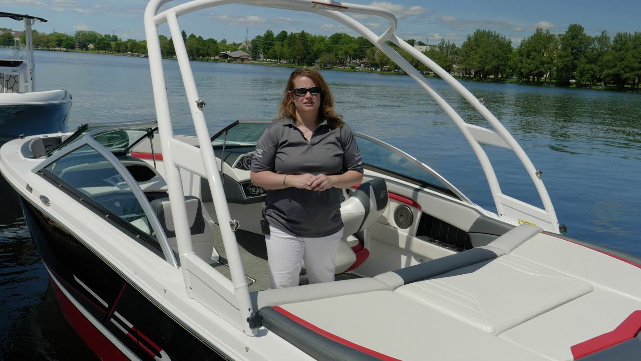 Four Winns Horizon 210 RS Walk-Through