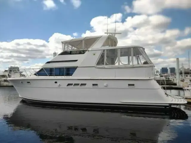 Hatteras 50 Sport Deck Motor Yacht