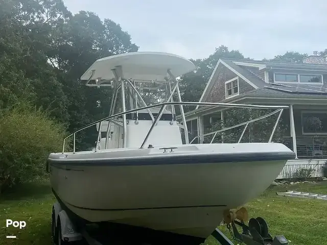 Boston Whaler 21 Outrage