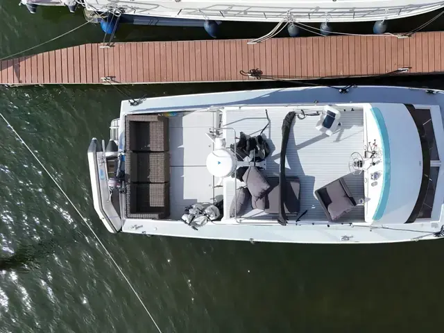 Chris Craft 11.00 Flybridge