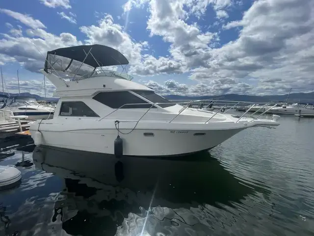 Bayliner 3258