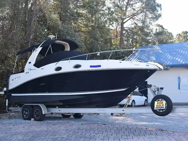 Sea Ray Sundancer 260