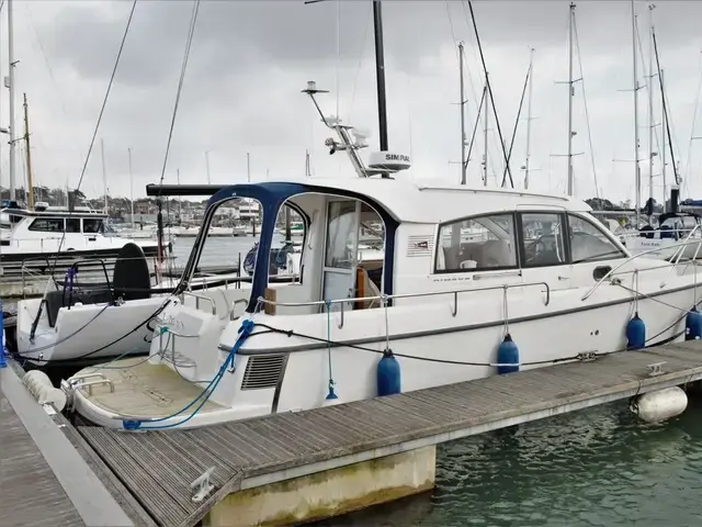 Nimbus 335 Coupe