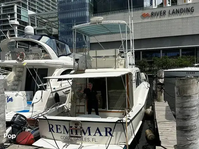 Hatteras 43 Convertible