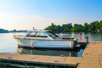 The Most Popular Types of Lake Boats for Sale Today