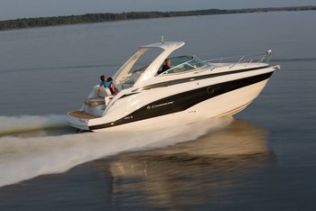 18 Best Cabin Cruiser Boat Brands With Speed