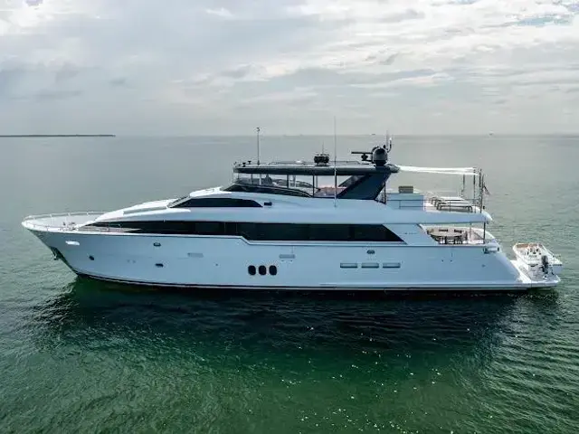 Hatteras 100 Motor Yacht