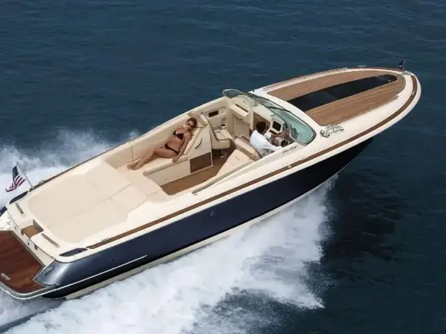 Chris Craft Corsair 34