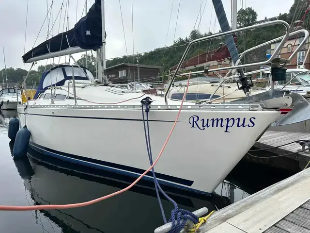 Hanse 301