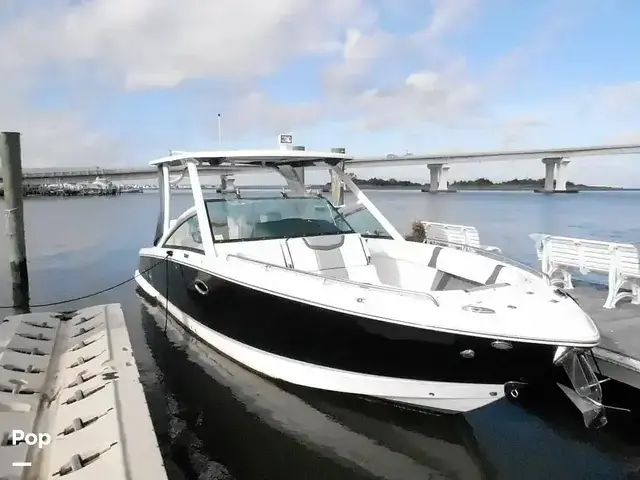 Chaparral 300 Osx