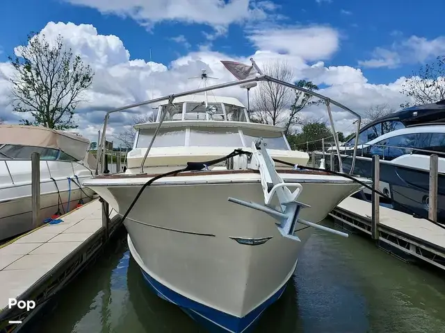 Chris Craft 42 Commander