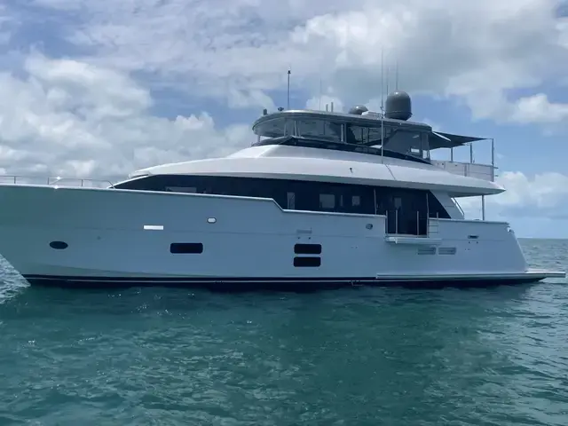 Hatteras M90 PANACERA