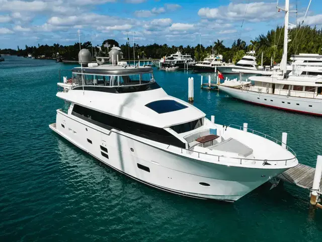 Hatteras M90 PANACERA