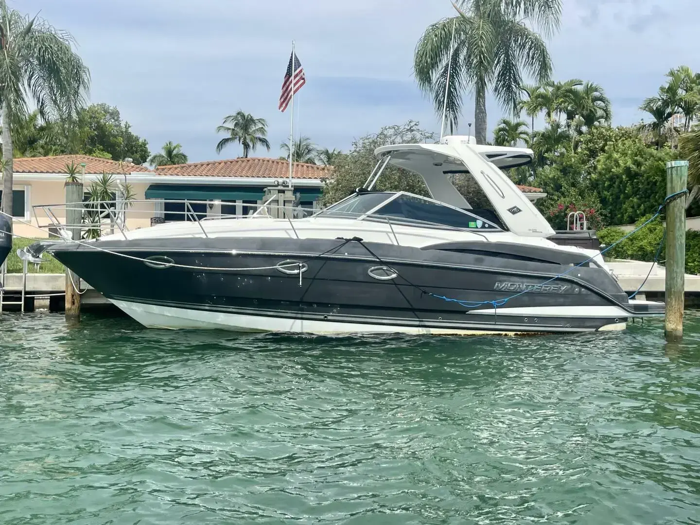 Monterey 335 SPORT YACHT