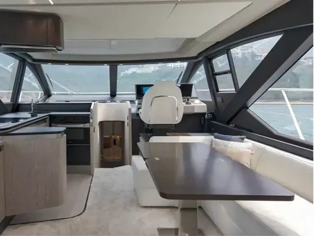 Azimut S6
