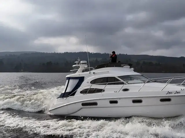 Sealine F37