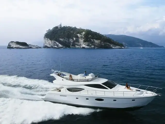 Ferretti Yachts 550
