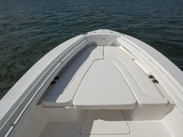 Regal 2300