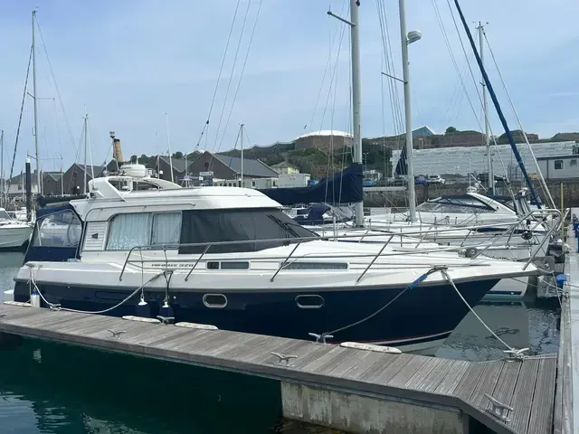 Nimbus 320 Coupe