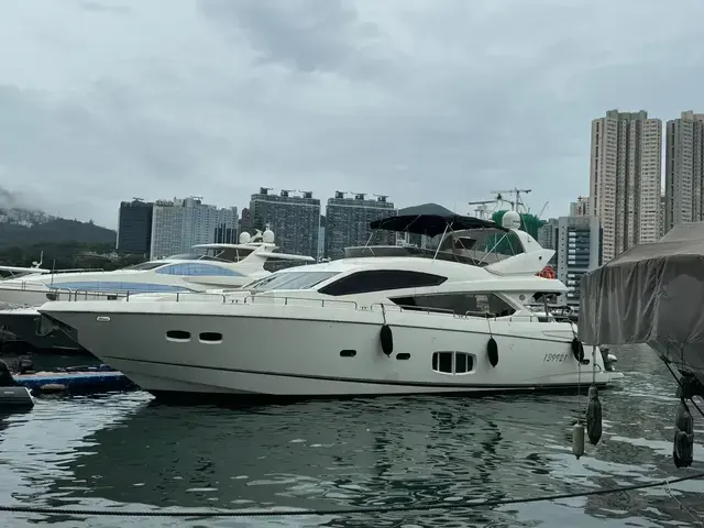 Sunseeker 80 Yacht