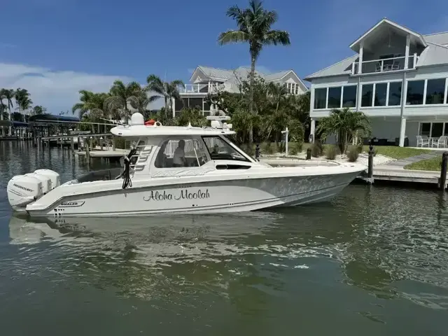 Boston Whaler 350 REALM