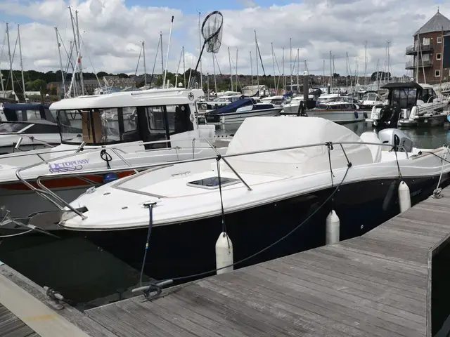 Jeanneau Cap Camarat 7.5 WA Series 2 for sale in United Kingdom for £44,500 ($59,725)