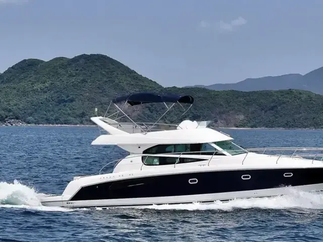 Prestige 42 Fly