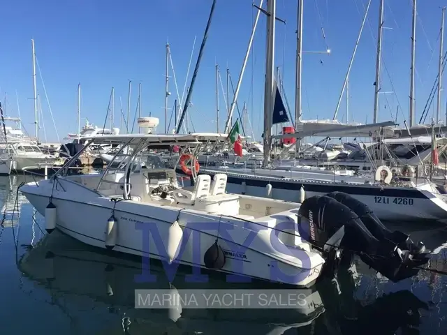 Boston Whaler 320 OUTRAGE