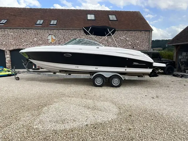 Chaparral 260 SSI