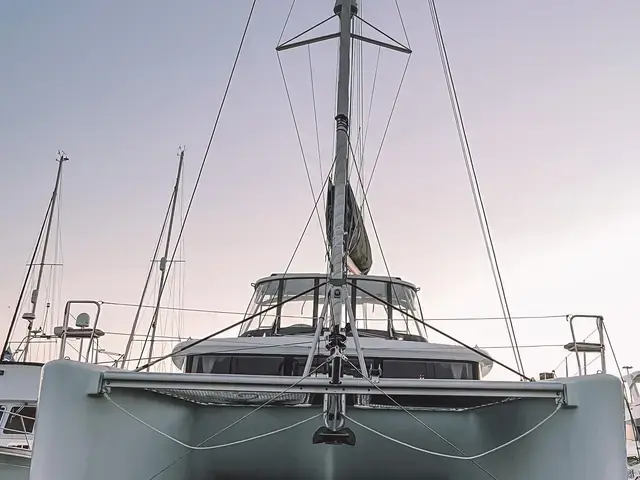 Lagoon 450 F