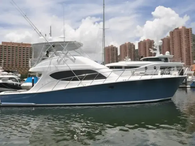 Hatteras GT63 for sale in United States of America for $2,000,000 (£1,489,913)