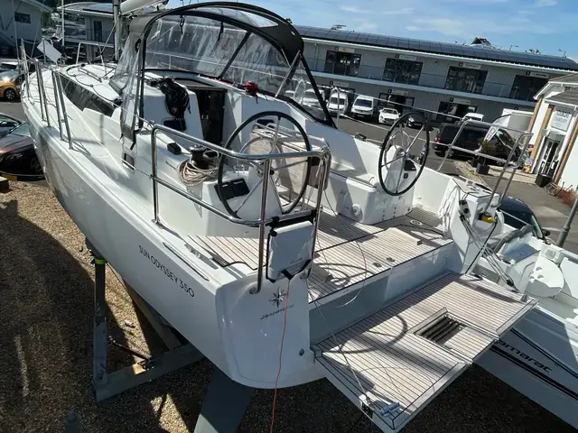 Jeanneau Sun Odyssey 350