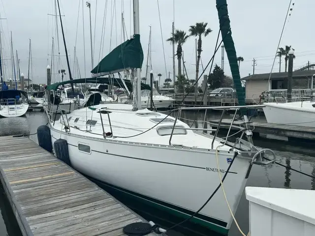 Beneteau Oceanis 321 for sale in United States of America for $52,000 (£38,738)
