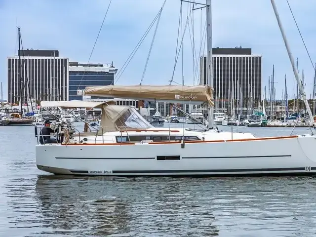 Dufour 360