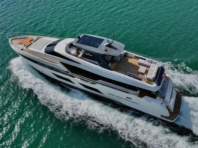 Ferretti Yachts 920