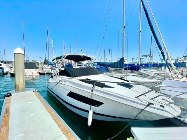 Four Winns 255 Vista