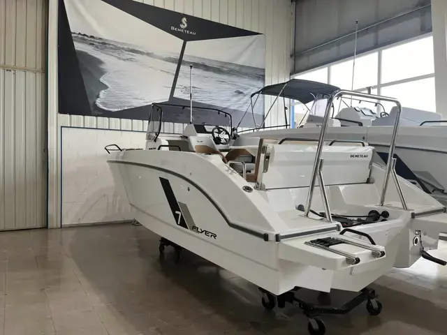 Beneteau Flyer 7 Spacedeck