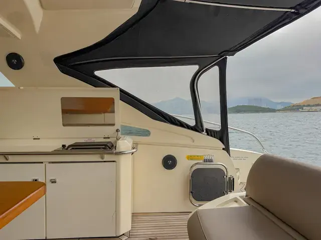 Azimut 58