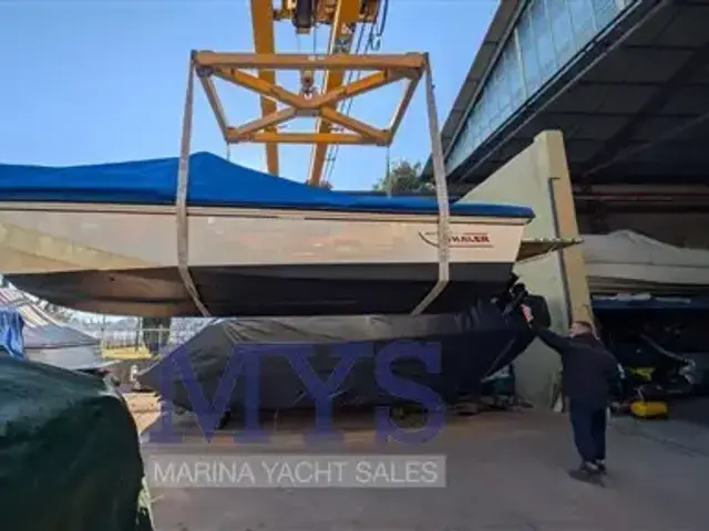 Boston Whaler 22 Outrage
