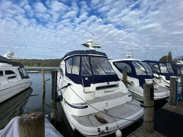 Sealine F43 for sale in United Kingdom for £115,000 (€132,472)
