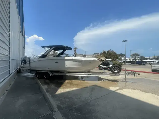 Sea Ray SDX 270 Outboard for sale in United States of America for $147,135 (€126,262)