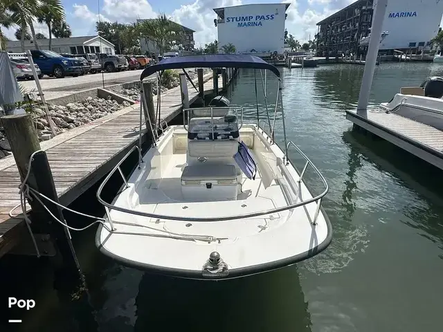 Boston Whaler 170 MONTAUK