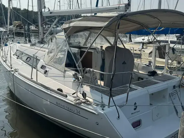 Beneteau Oceanis 34 for sale in United States of America for $91,900 (£68,462)